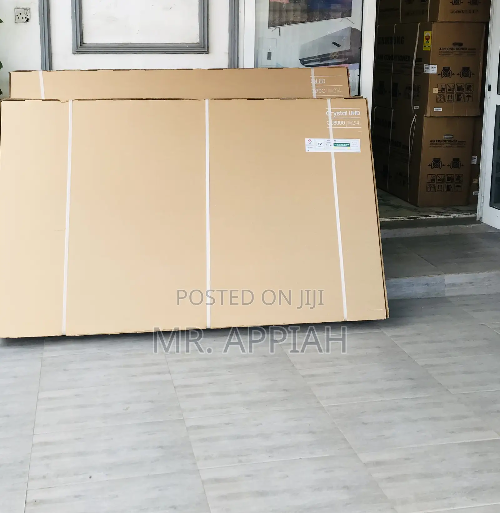Elegantly Designed Samsung65" Class Crystal UHD Smart Tv