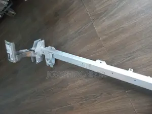 CLA 250 Radiator Support