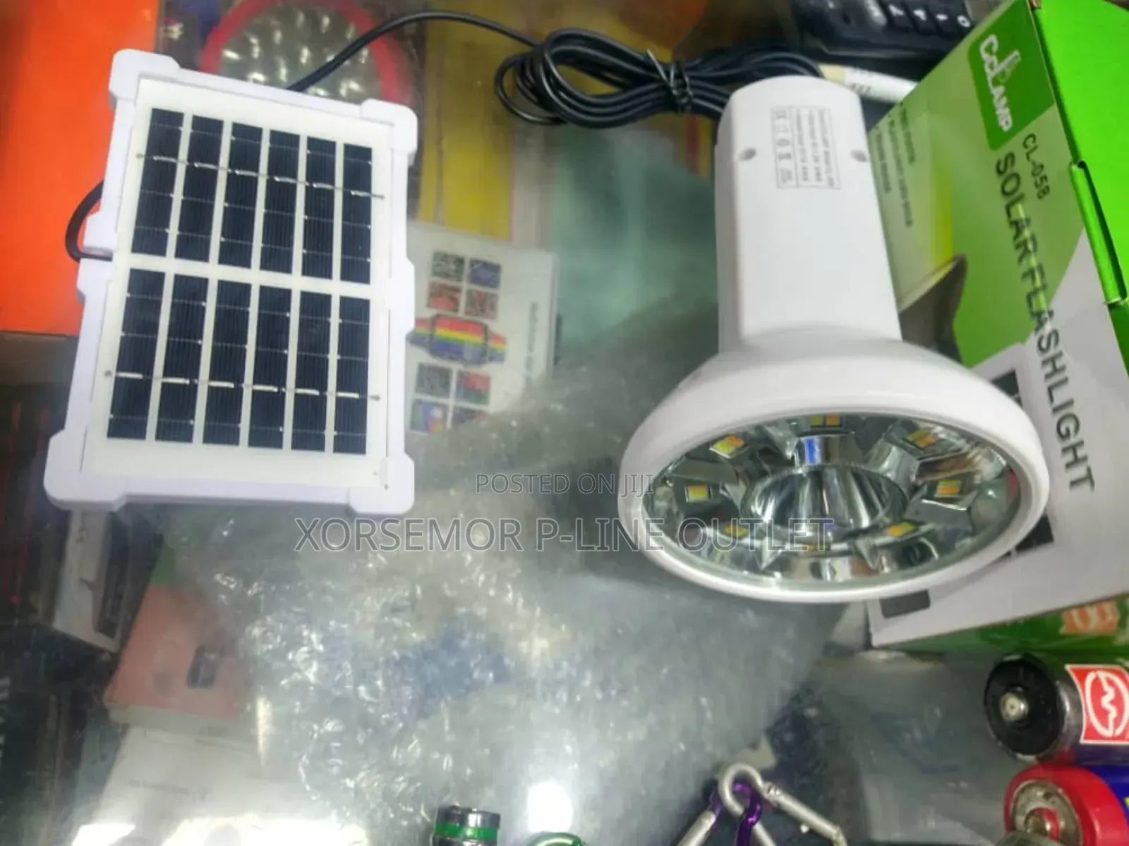 Cclamp Solar and Electric Flashlight 