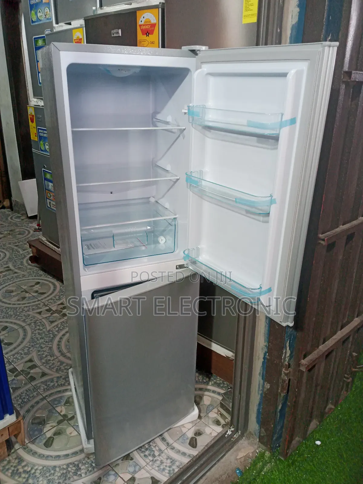 Refrigerator Refrigerator Refrigerator Refrigerator