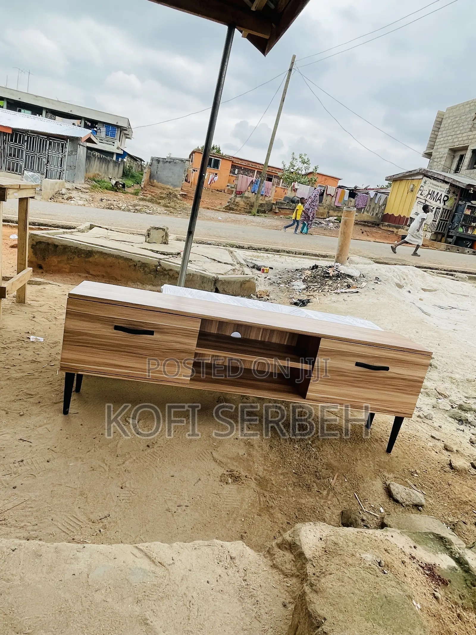 Quality Wooden Tv Stand