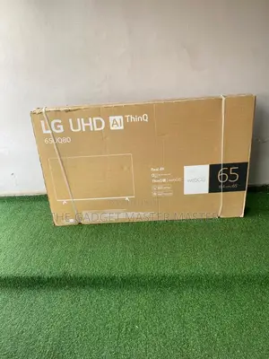 Lg UQ80 65 Inch
