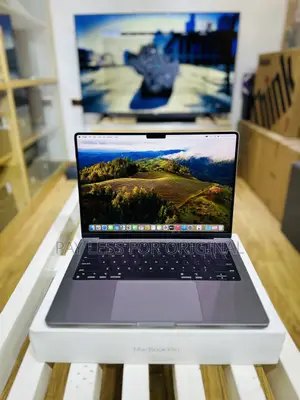 New Laptop Apple MacBook Pro 2023 M3 14-inch 8GB Apple M3 SSD 512GB