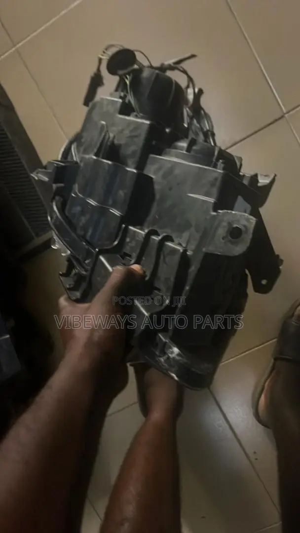 Chevrolet Equinox 2016 Headlight Left
