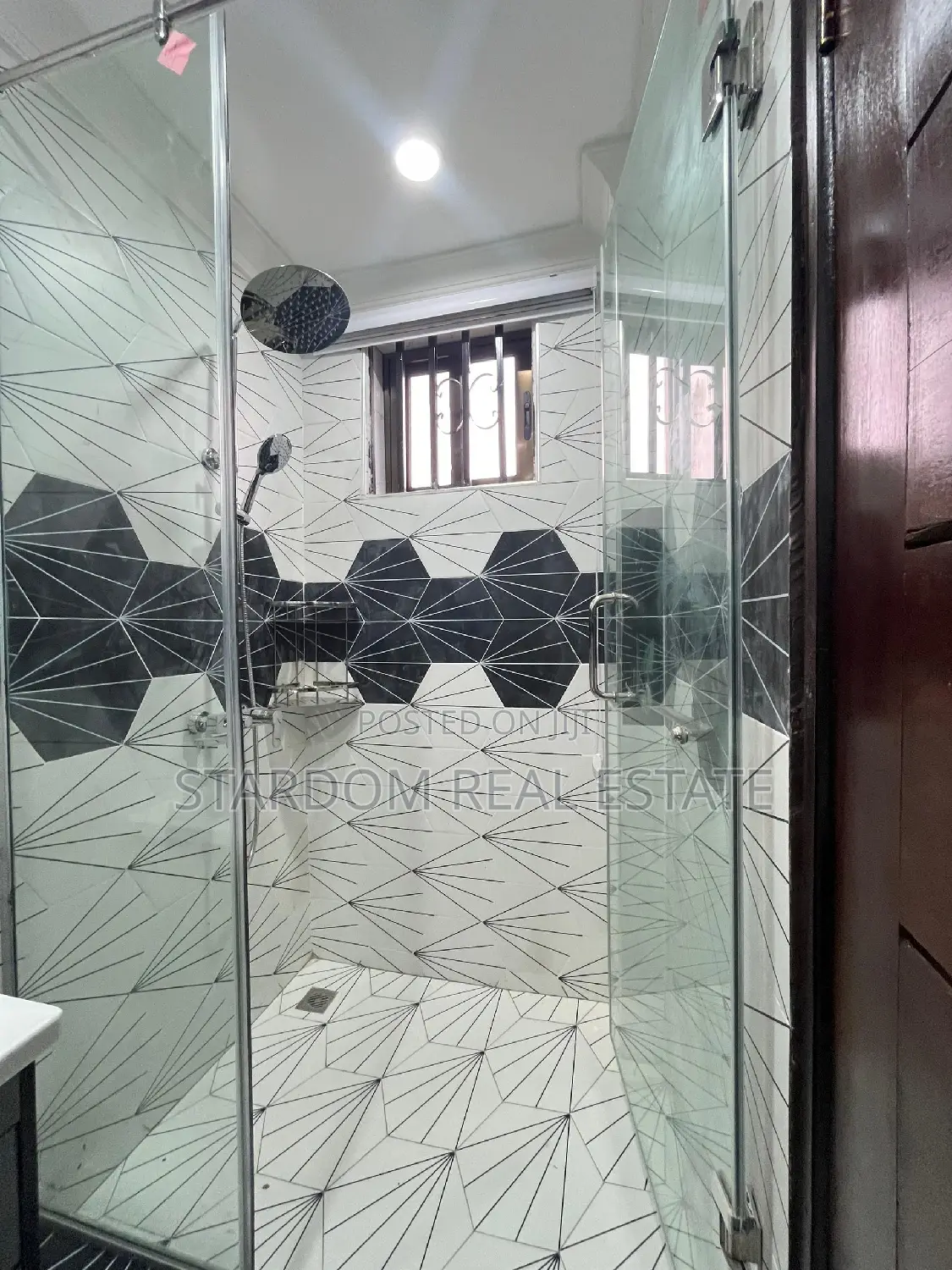 2bdrm Apartment in East Legon for rent