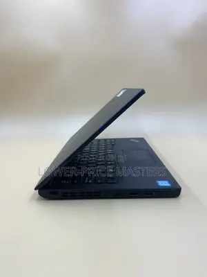New Laptop Lenovo ThinkPad X270 8GB Intel Core I3 SSD 256GB