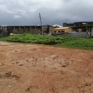 Half Plot for Sale at Kwesimintsim