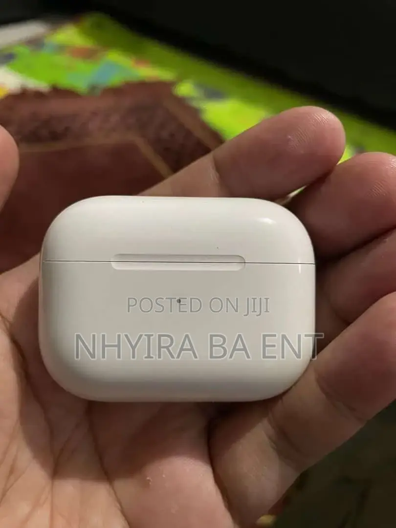 Airpod, Earbuds, Headset and Earpod Available
