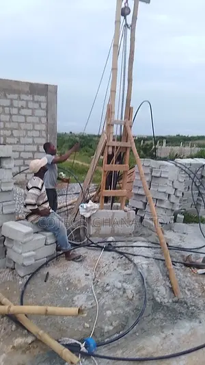 Locked Borehole Pump Pullers