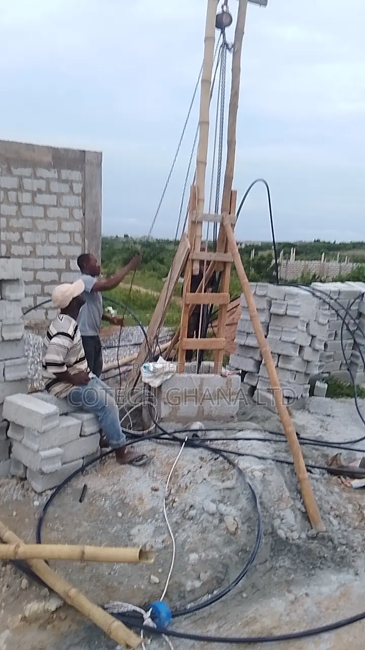 Locked Borehole Pump Pullers