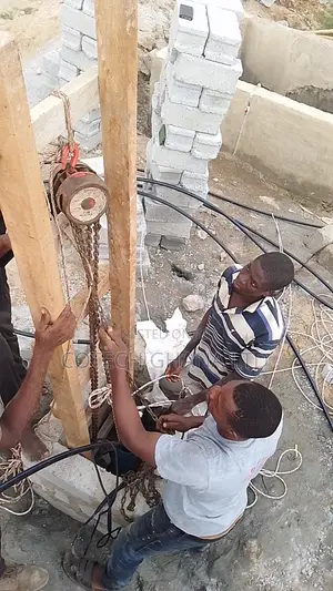 Locked Borehole Pump Pullers