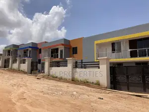 5bdrm House in Daban, Kumasi Metropolitan for sale