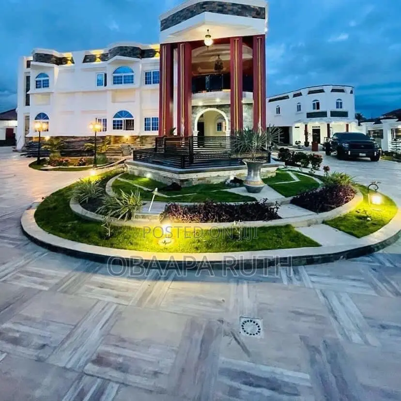 Furnished 7bdrm Mansion in Tema for sale