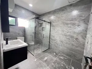 Furnished 7bdrm Mansion in Tema for sale