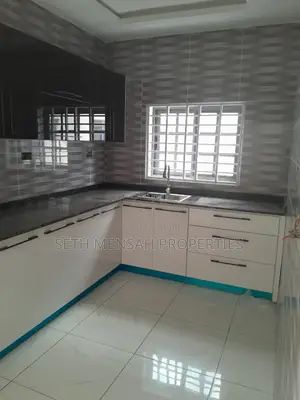 3bdrm House in Westland for sale