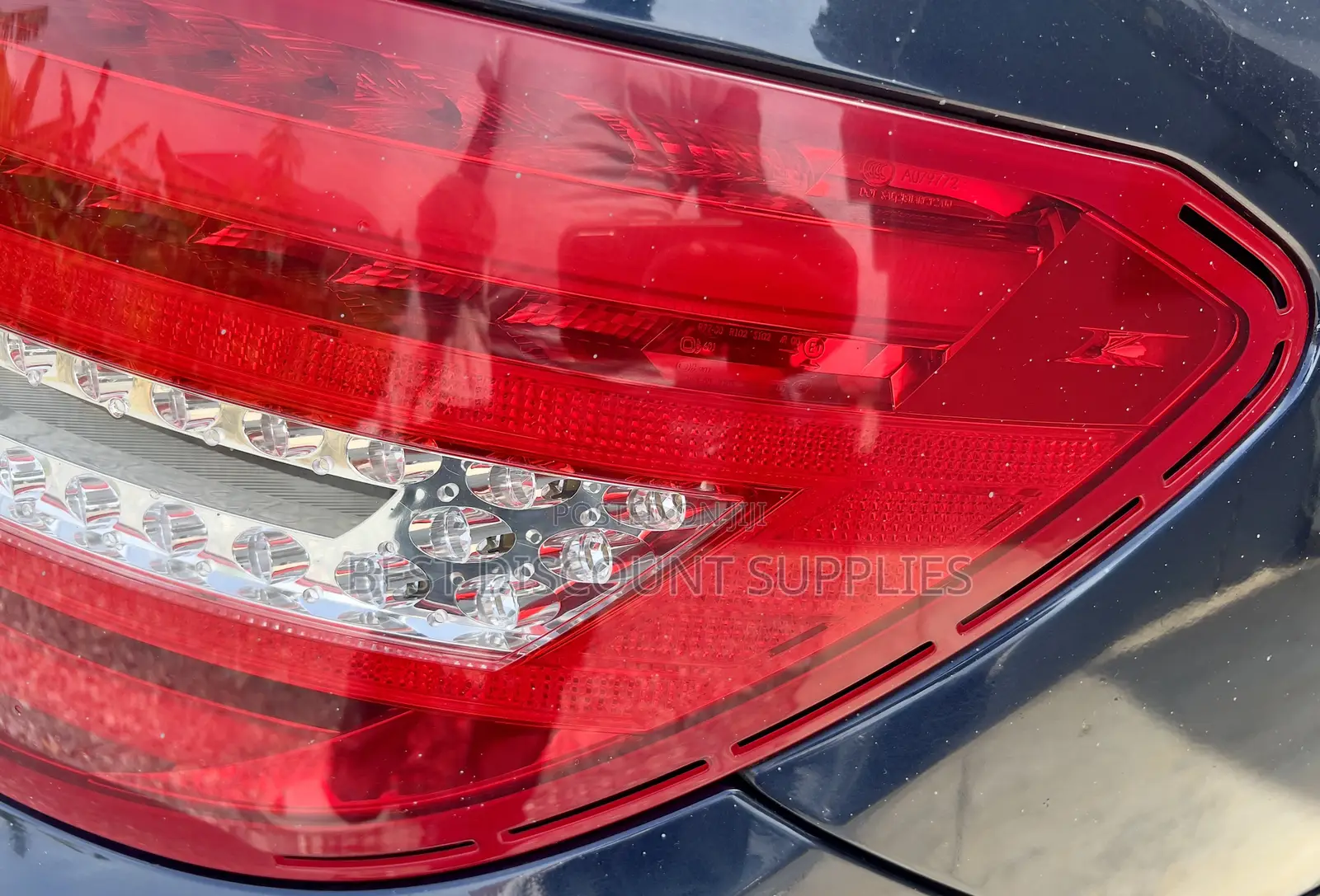 W204 C250/C300 Mercedes Benz Tail Lights Pair