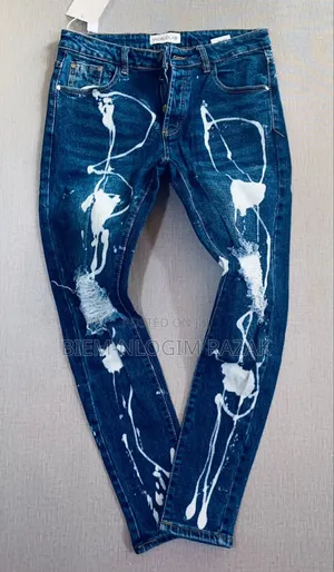 High Quality Plain Jeans Available in Stock