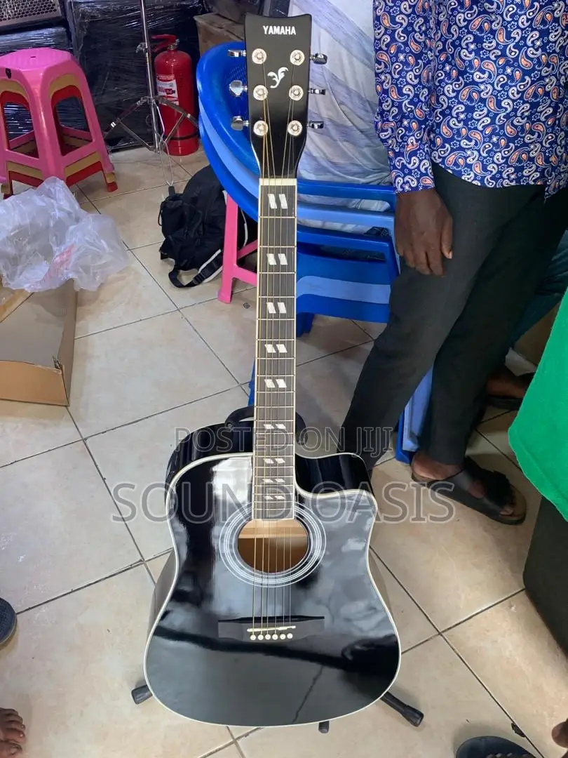 Yamaha Semi-Acoustic Guitar (Black)