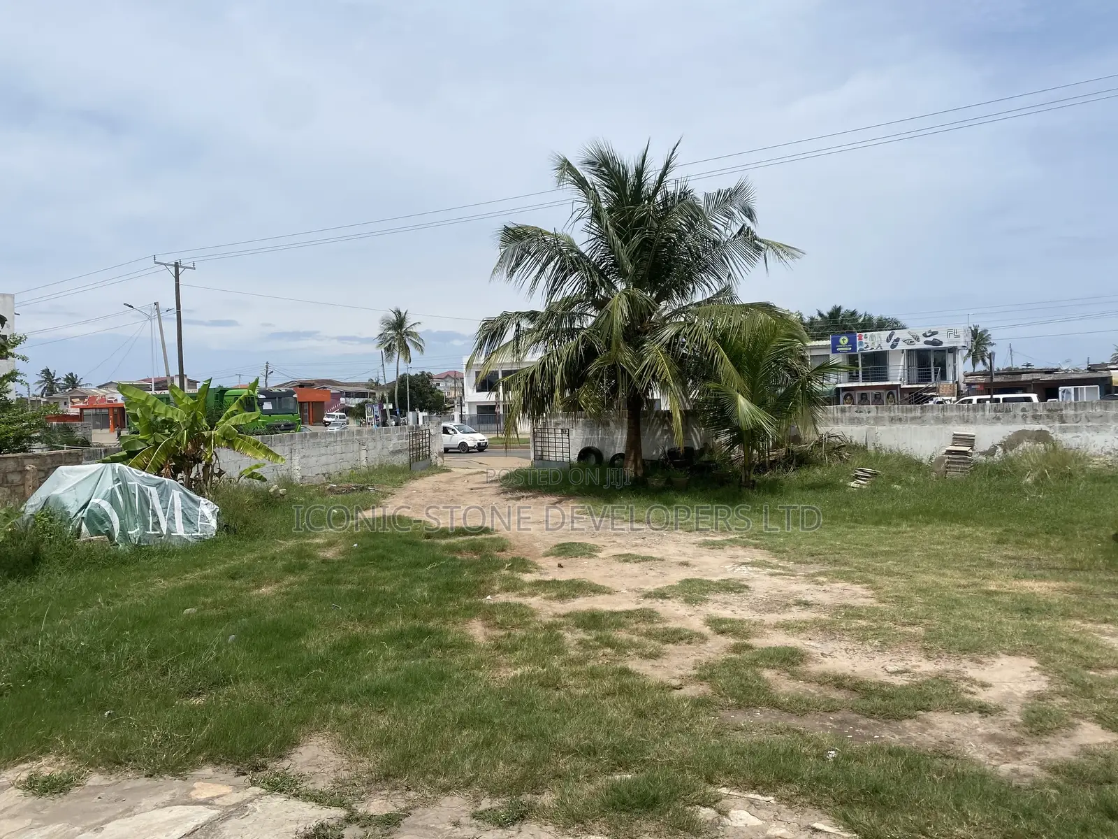 3 Plots by Main Road at La - Trade-Fair Road