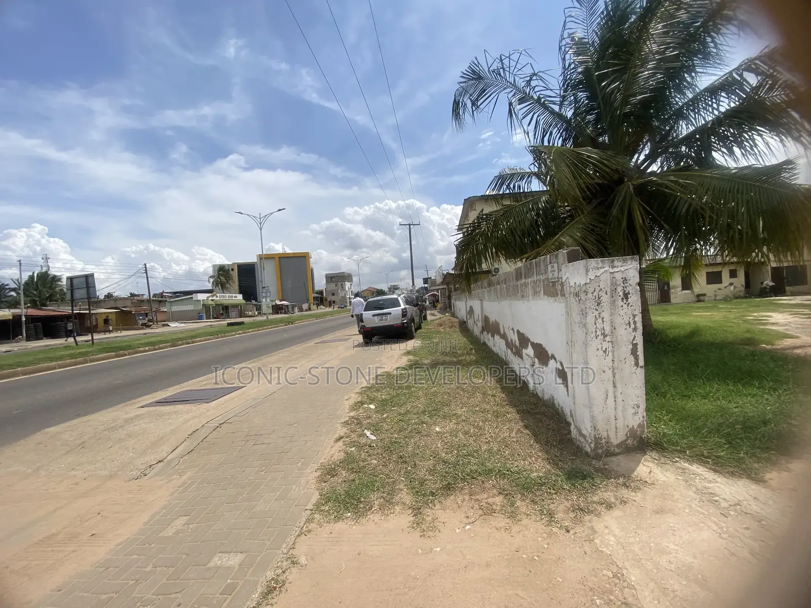 3 Plots by Main Road at La - Trade-Fair Road