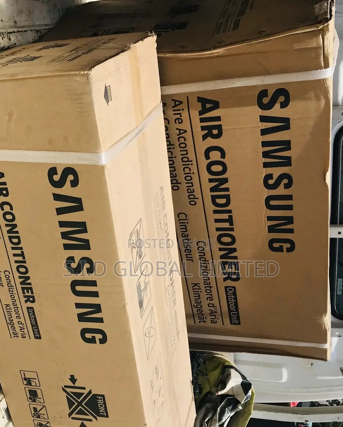 Fabulous SAMSUNG-2.5HP-SPLIT-ACS-INVERTER-R410-AR24BVHGAWK