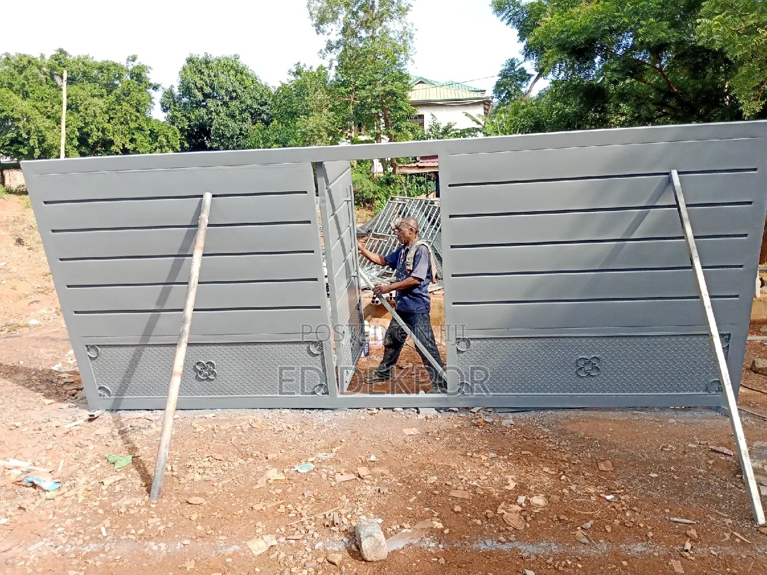 New Modern Gate