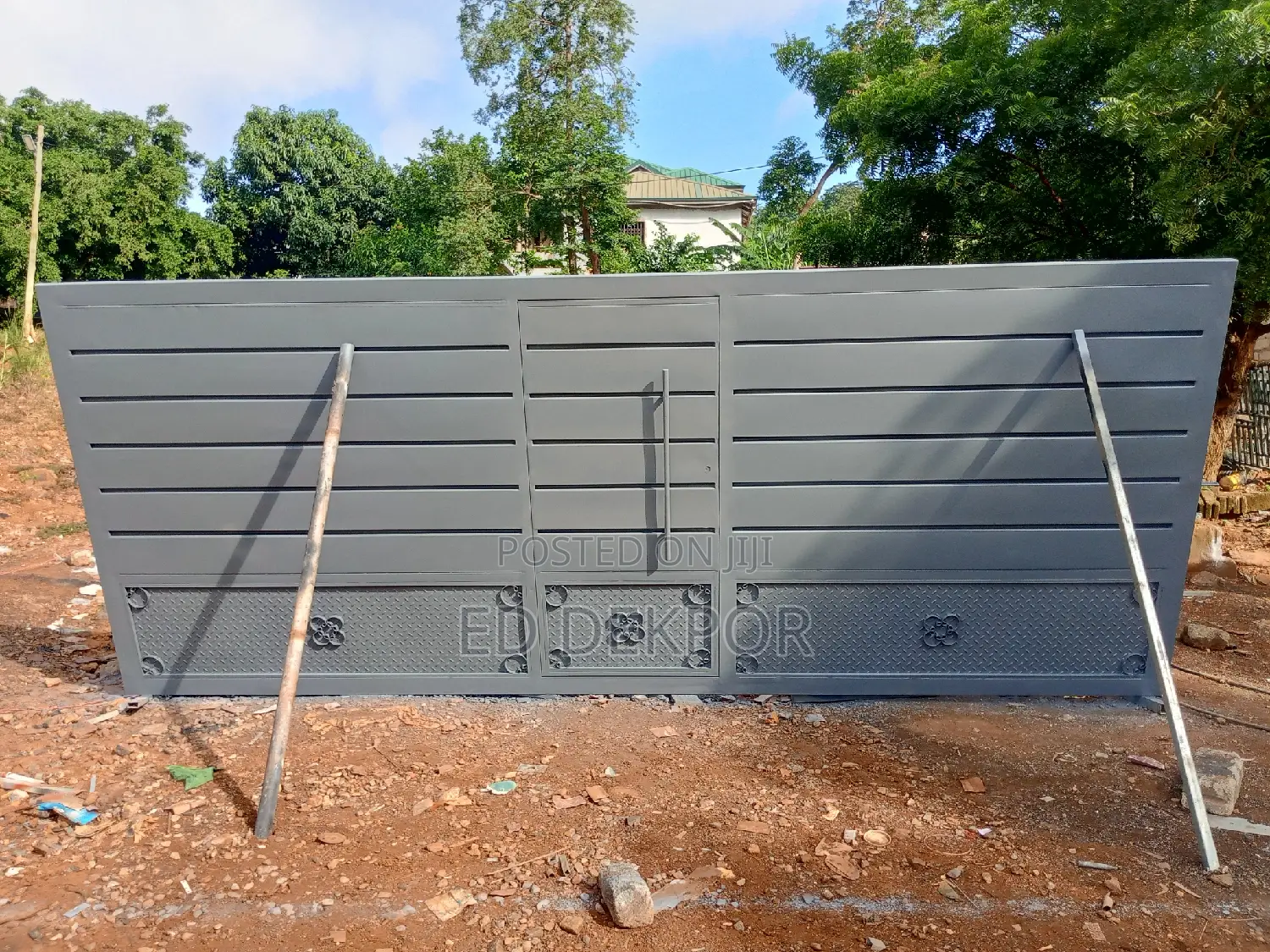 New Modern Gate