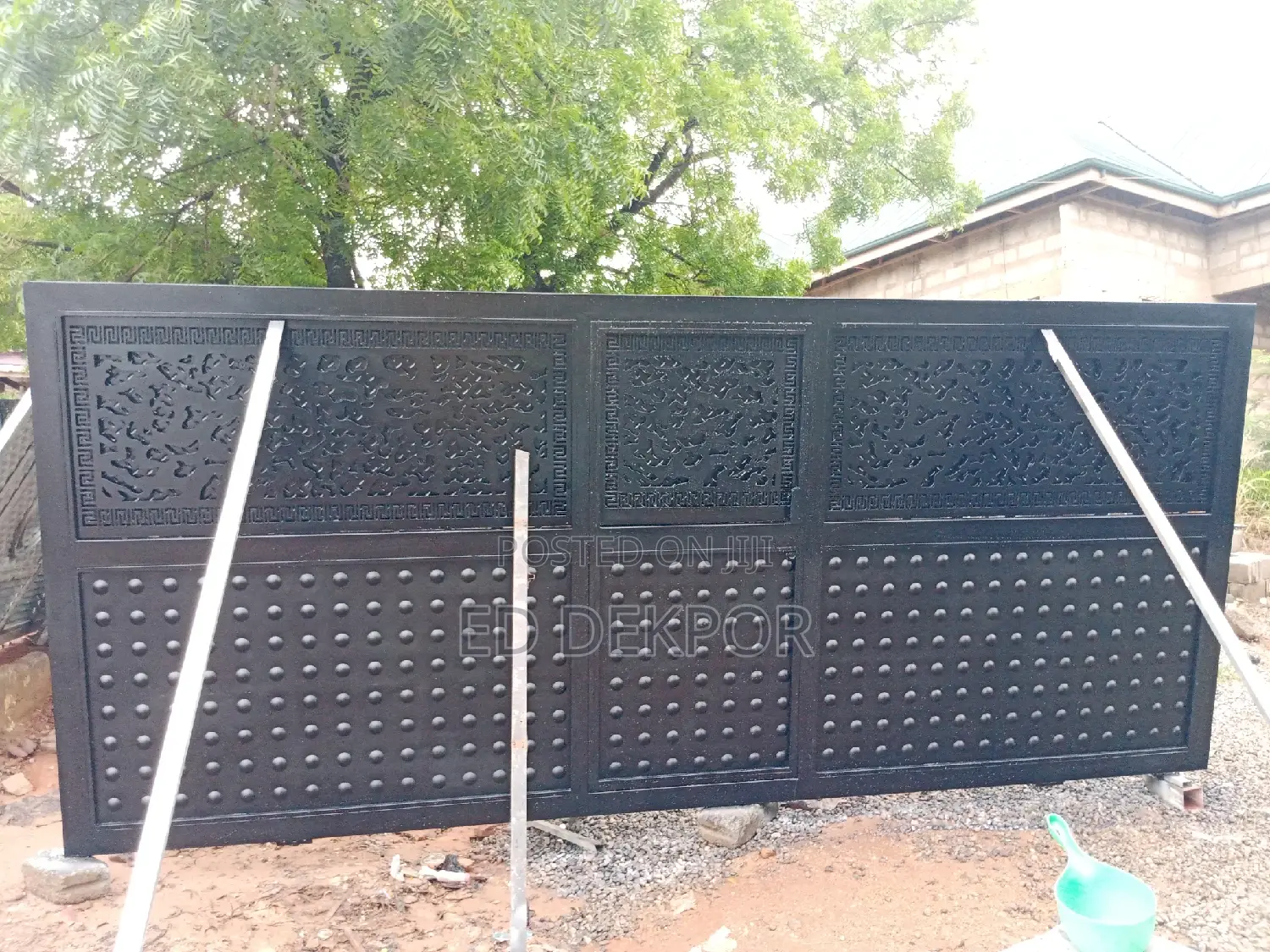 Laser Modern Gate