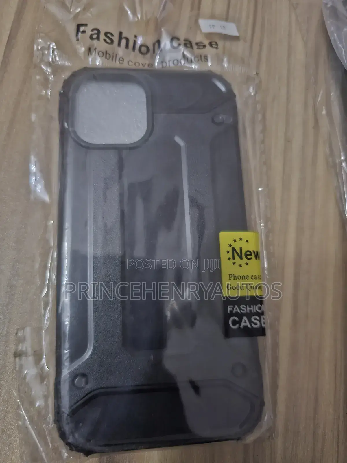 Vecegere iPhone 15 Case