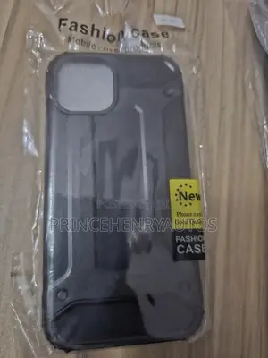 Vecegere iPhone 15 Case