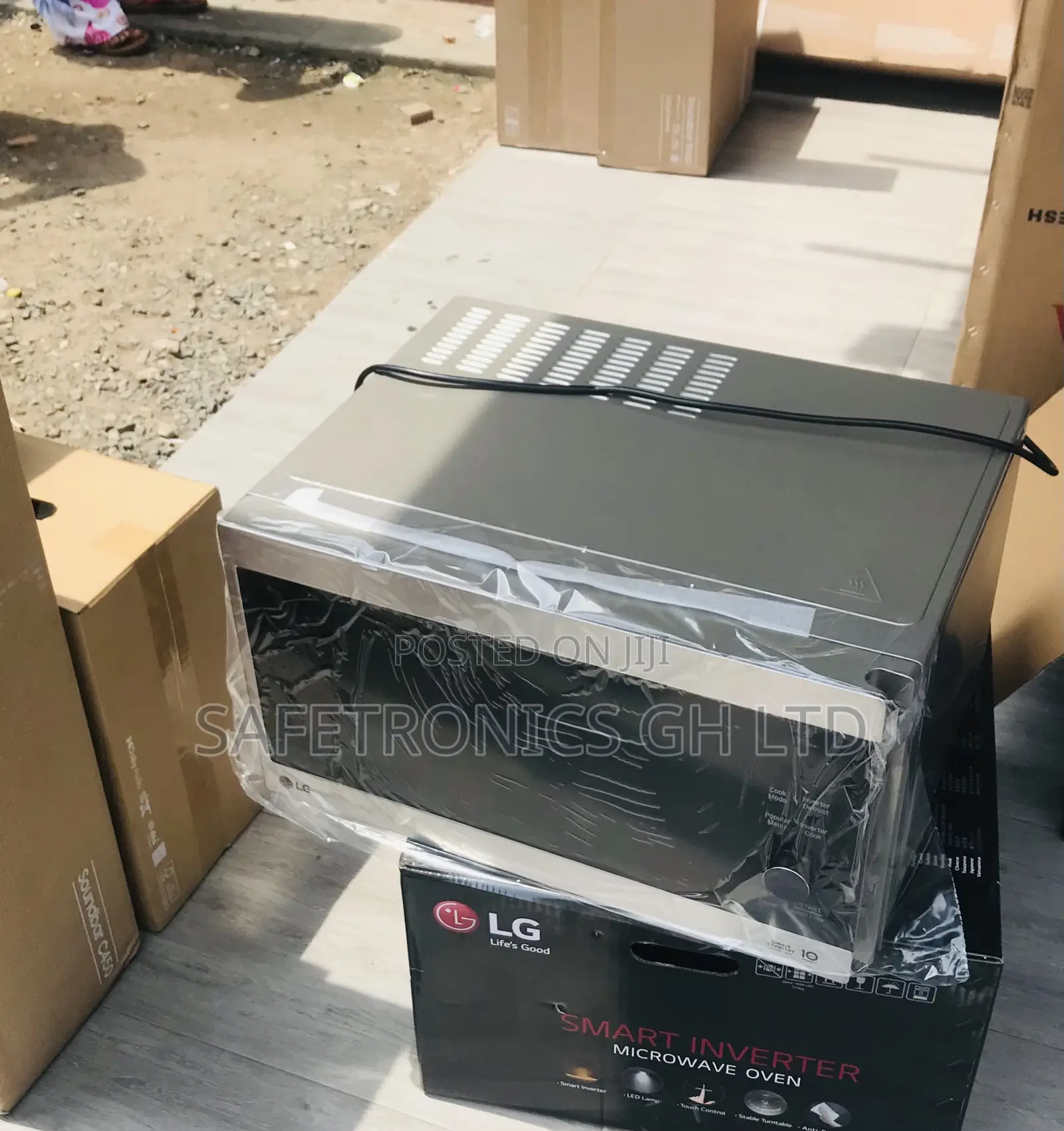 Electric 42 Liters Countertop Gray MH8265CIS Microwave 