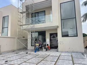 3bdrm House in Botwe School for sale