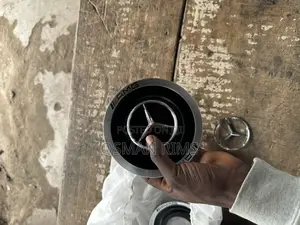 AMG Benz Rim Covers