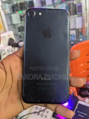 Apple iPhone 7 32 GB Black