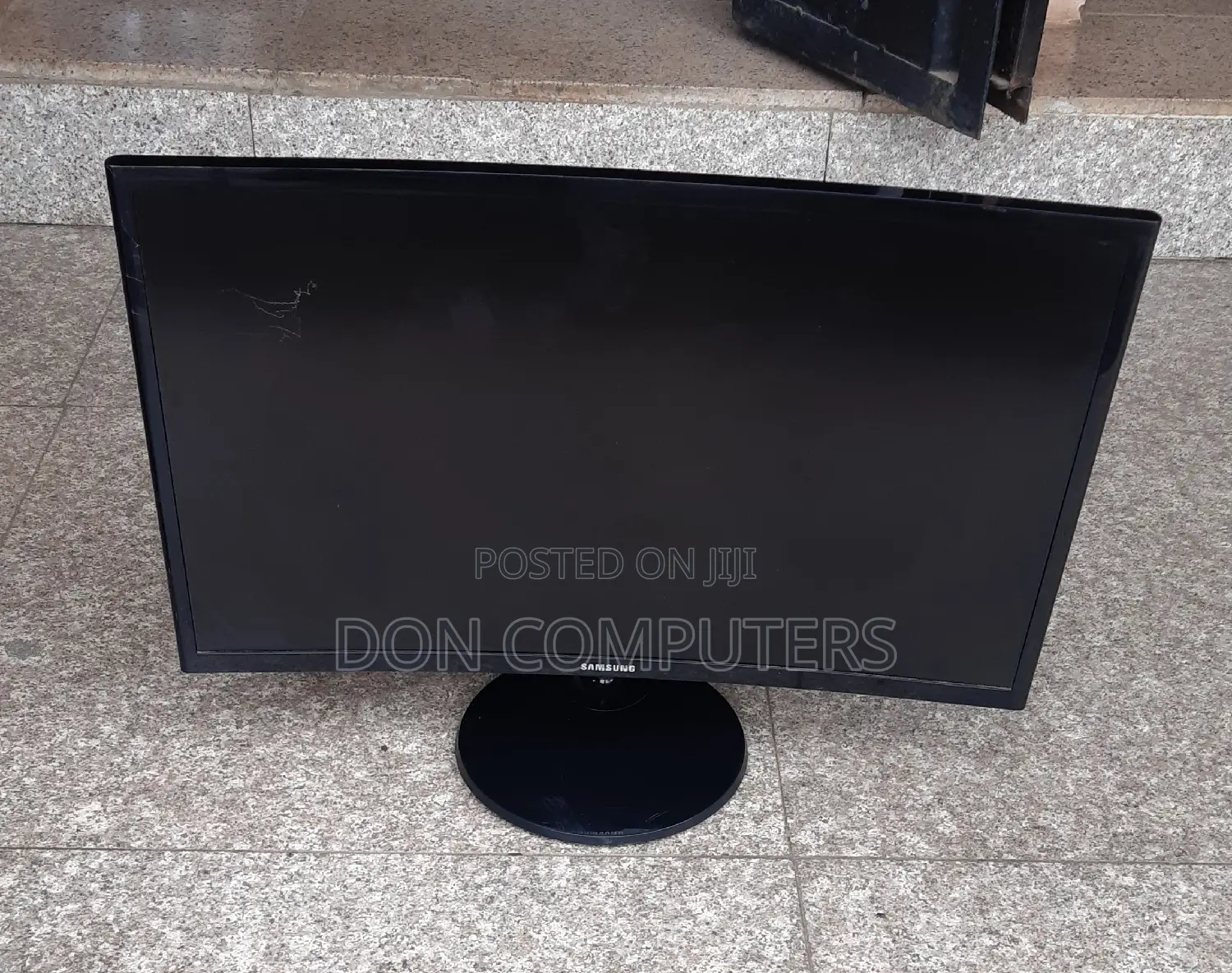 Samsung 24 Inches Curved Monitor