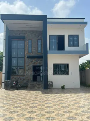 4bdrm House in Achimota for sale