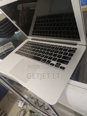 Laptop Apple MacBook Air 2017 8GB Intel Core I5 SSD 128GB