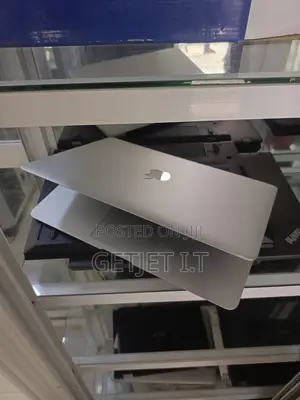 Laptop Apple MacBook Air 2017 8GB Intel Core I5 SSD 128GB