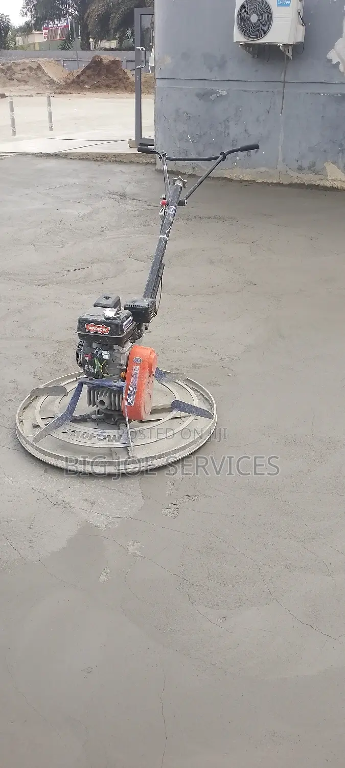 Power Trowel Operator
