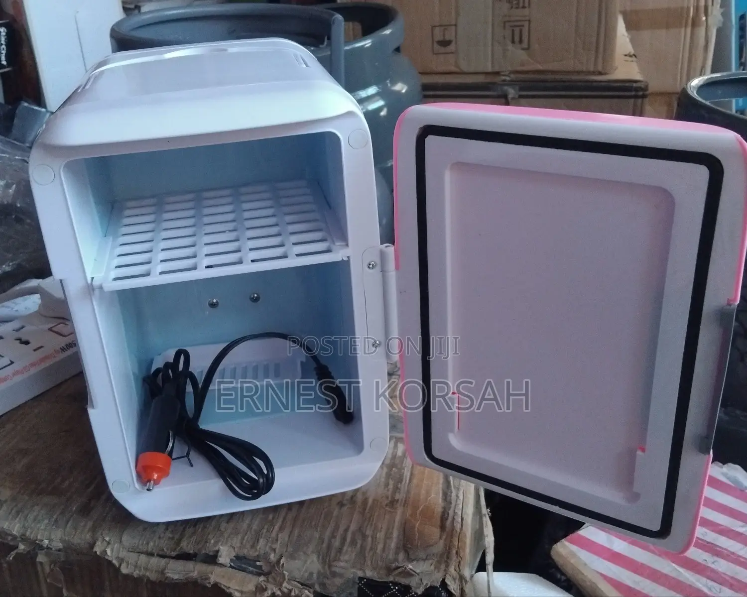 7.5L Portable Electronic Cooling Warming Car Fridge