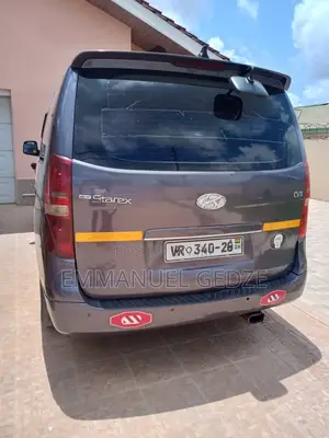Mini Van for Rent (Starex Bus) - 11 Seater