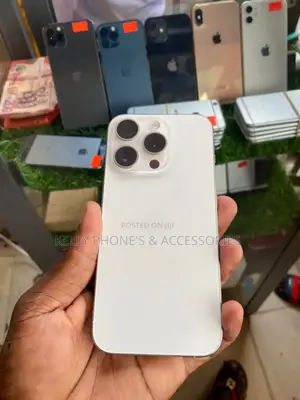 New Apple iPhone 15 Pro Max 256 GB White