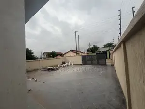 3bdrm Mansion in Bee Decor & Homes, Agbogba for sale