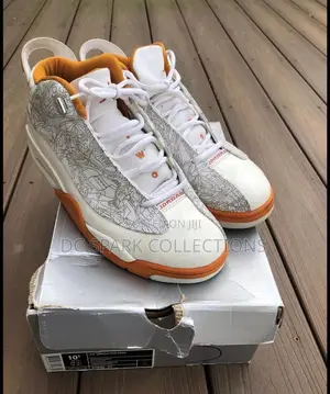 Photo - Classic Air Jordan Dab Zero Sneakers