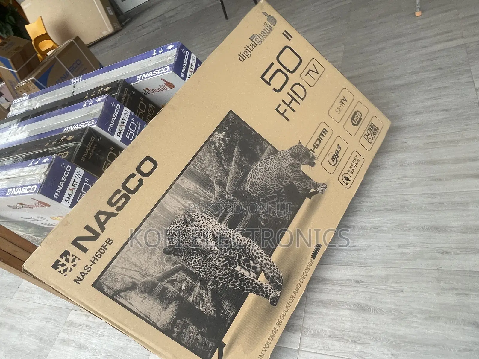 Nasco 50 Inches TV With in-Built Satellite Decoder + Kettle