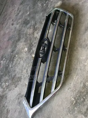 Hyundai Tucson 2012 Grill
