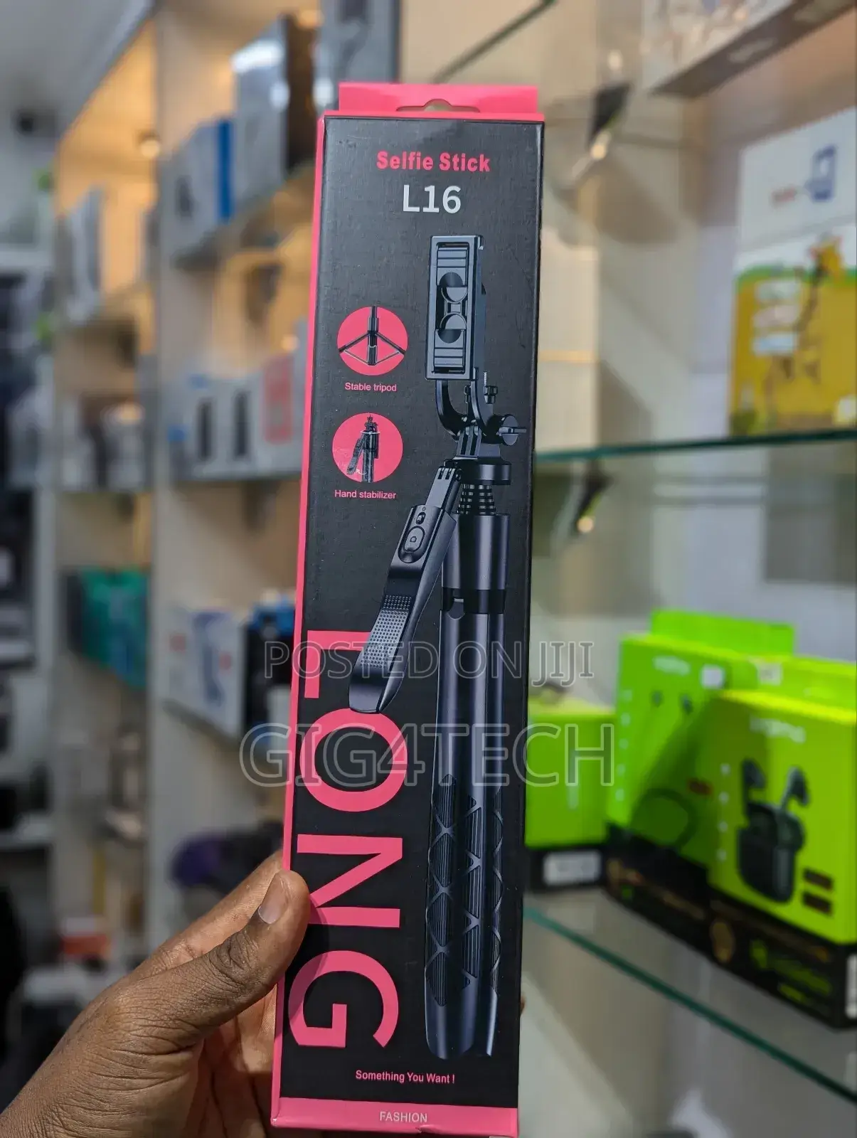 L16 Selfie Stick With Stabilizer 153cm
