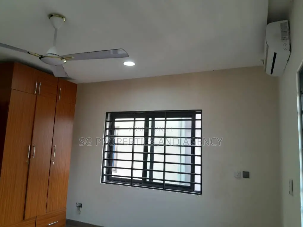 2bdrm Apartment in East Airport, Spintex for rent