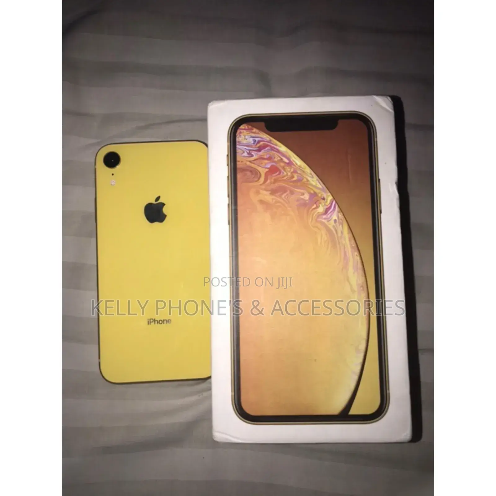 New Apple iPhone XR 256 GB Yellow