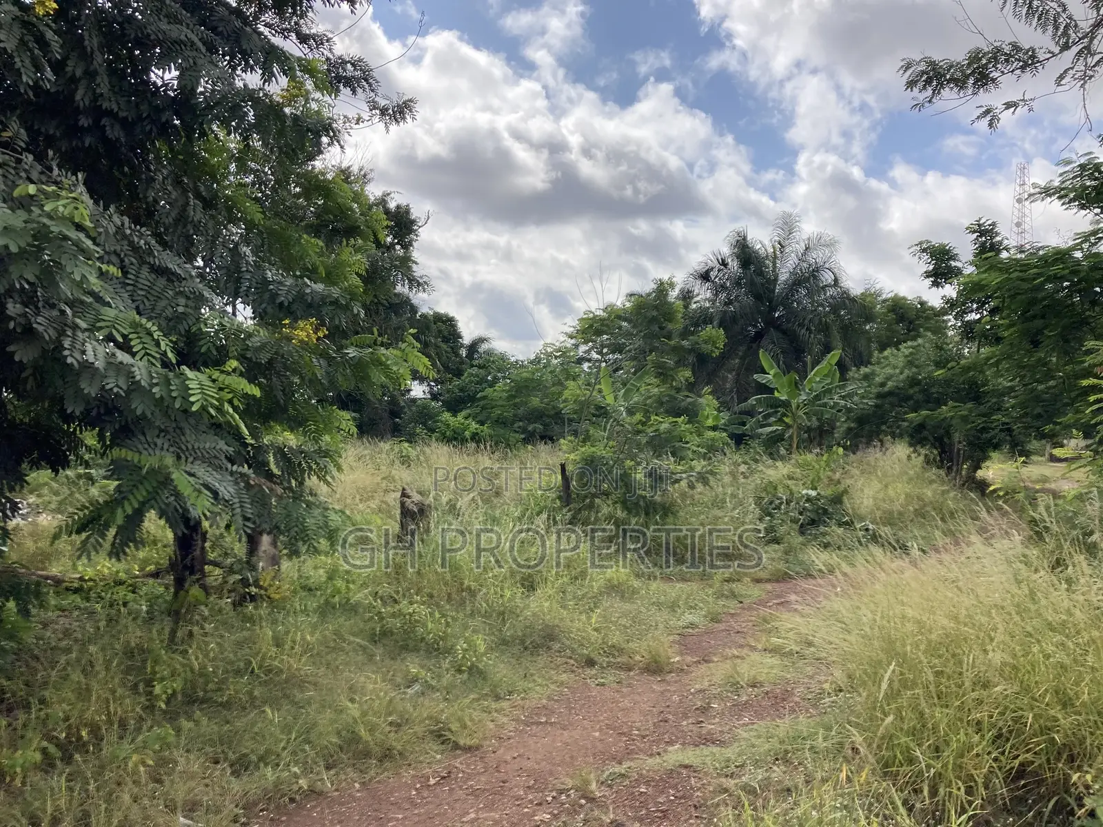 6 Plots for Sale at Adum Ridge Main Road.